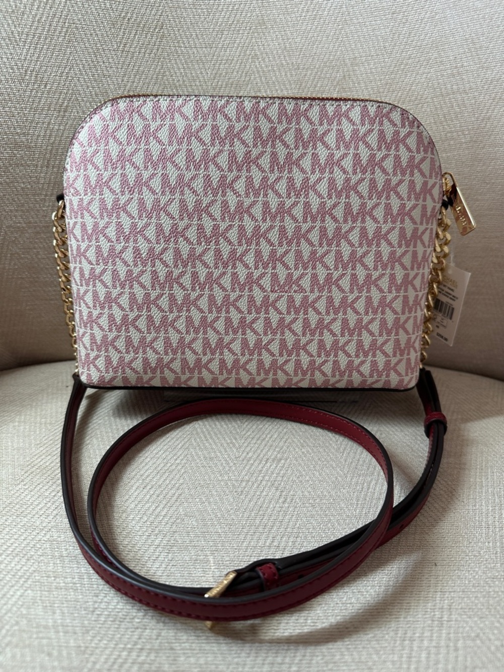 Michael Kors Wine and Pink Crossbody with Gold Chain Detail - Picture 7 of 10